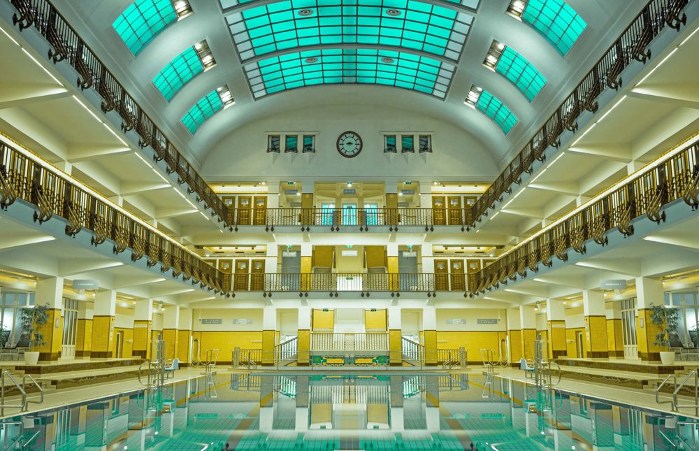Vienna's Pools Before They Open