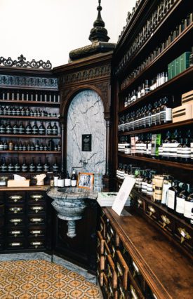 12-pictures-of-vienna-s-most-beautiful-and-historic-apotheke-vienna