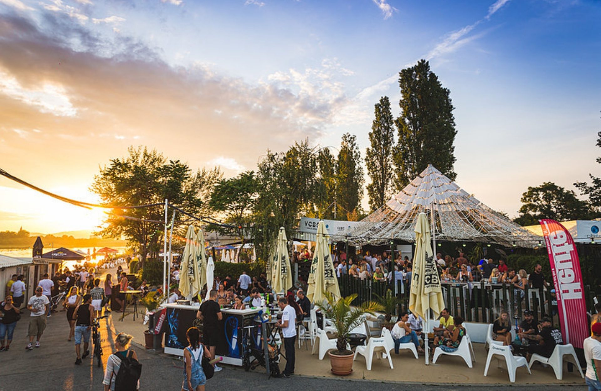 Vienna City Beach Club - Vienna’s beach bars - Vienna Würstelstand