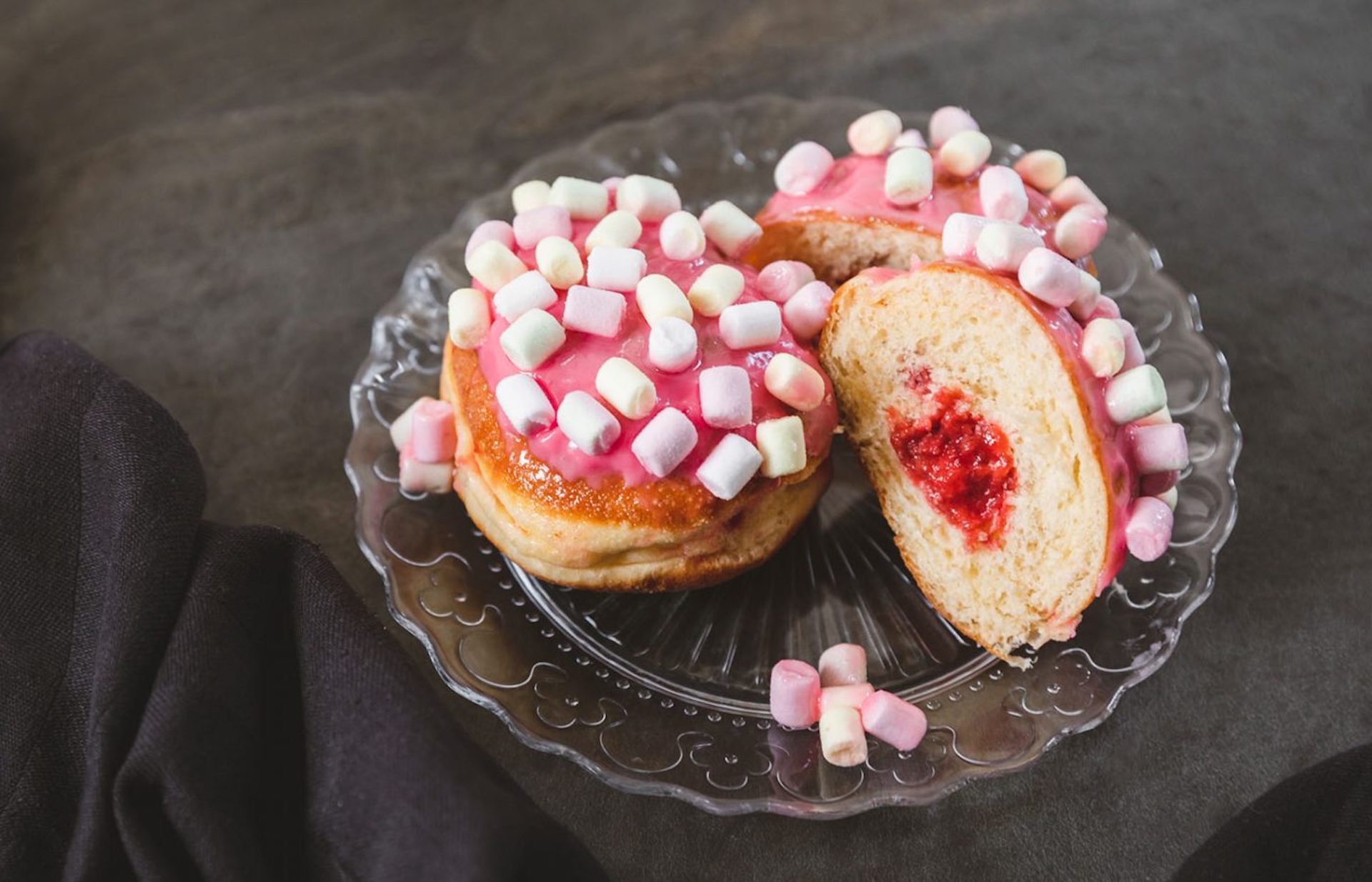 Marshmallowkrapfen – Vienna&amp;#39;s Most Unique Krapfen - Vienna Würstelstand